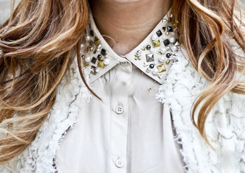 one neckline, nine different necklaces: what necklace to wear with a  flannel button down shirt - MEGAN AUMAN