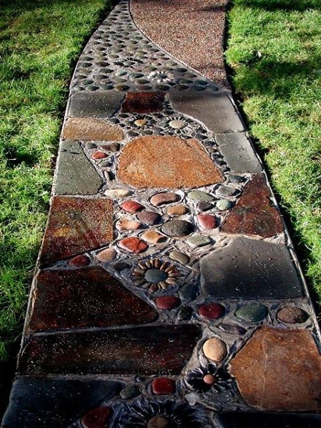 brown-pebble-mosaic-tile-art-stone-plates-river-rock-path-diy-garden-walkway