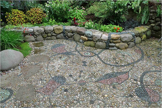 How To Make Natural Pebble Mosaic And Stepping Stones For Your Garden