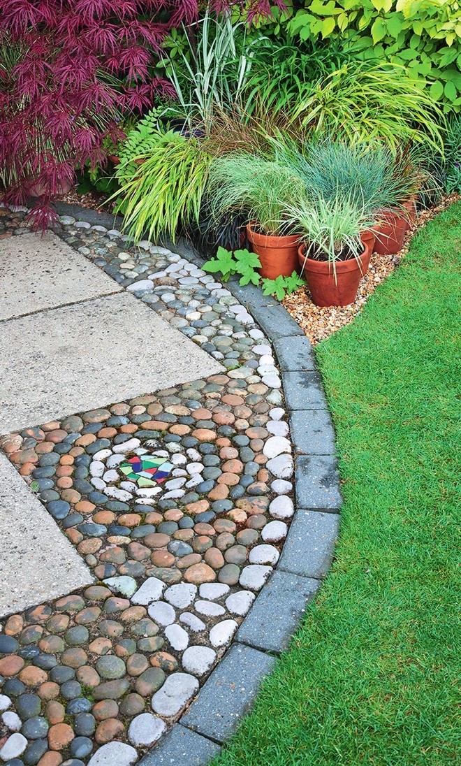 How To Make Natural Pebble Mosaic And Stepping Stones For Your Garden